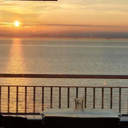 The Sea & View - Parking Optional Apartamento *