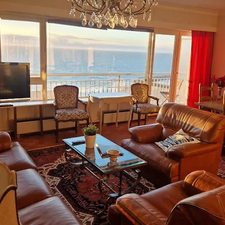 The Sea & View - Parking Optional